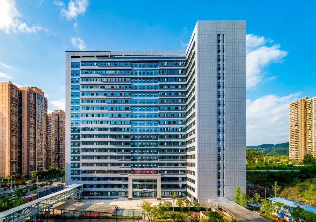 今天,达川区人民医院这些科室迁入"新家"啦!