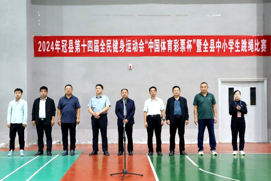 县教体局党组书记,局长王怀礼,县教体局领导吕东江,焦智军,范洪超参加