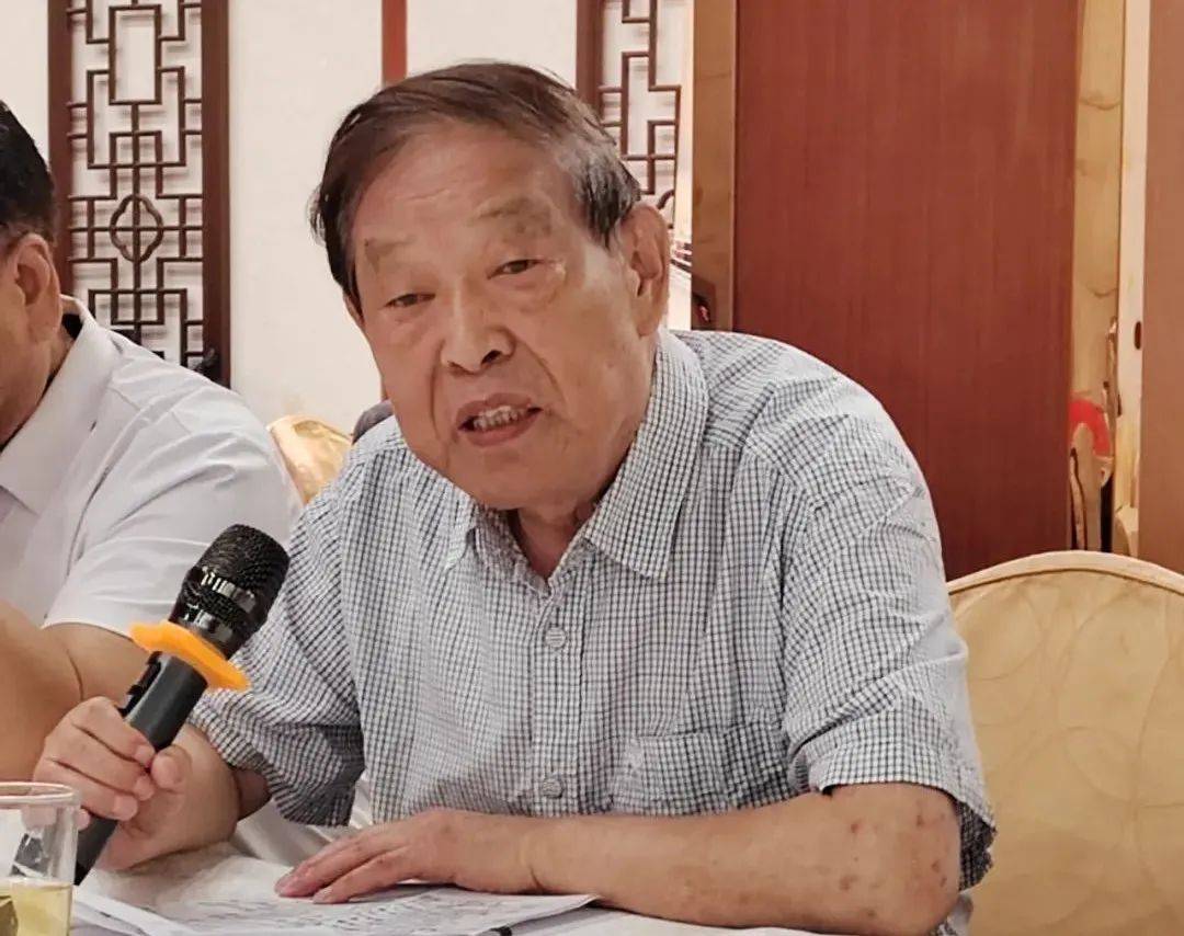 据悉,该书由已逝的易俗社资料室管理员韩育君在生前完成初稿.