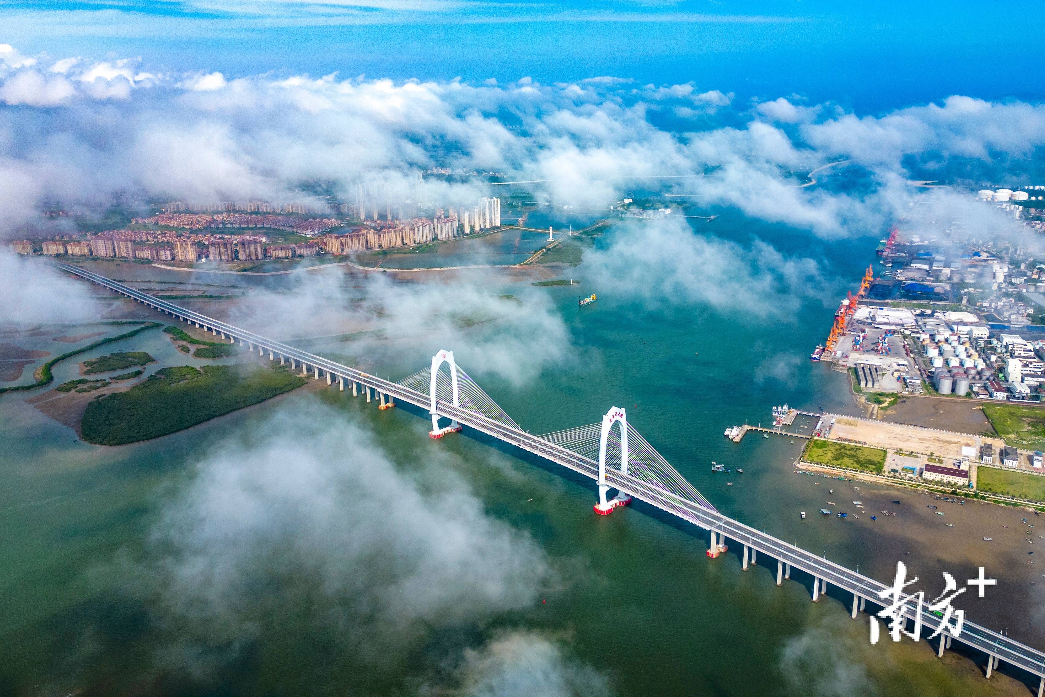 国庆，南海岛见｜看水东湾大桥光彩流转_光影_鹏飞_两岸