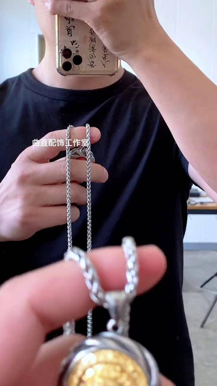 时尚饰品 穿搭 男生配饰 挂坠 护身符项链 男生戴这个是真的帅!