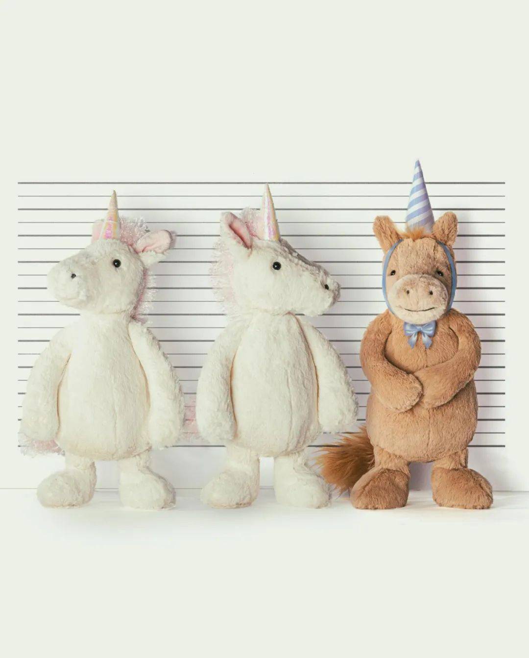 品牌故事｜Jellycat：一个让成年人情绪价值拉满的英国玩具品牌_Gatacre_William_设计