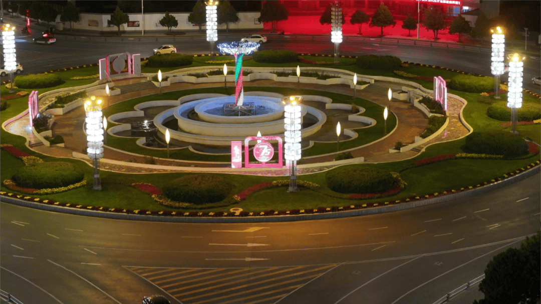 金昌市市区满城洋溢"中国红" 喜迎国庆氛围浓