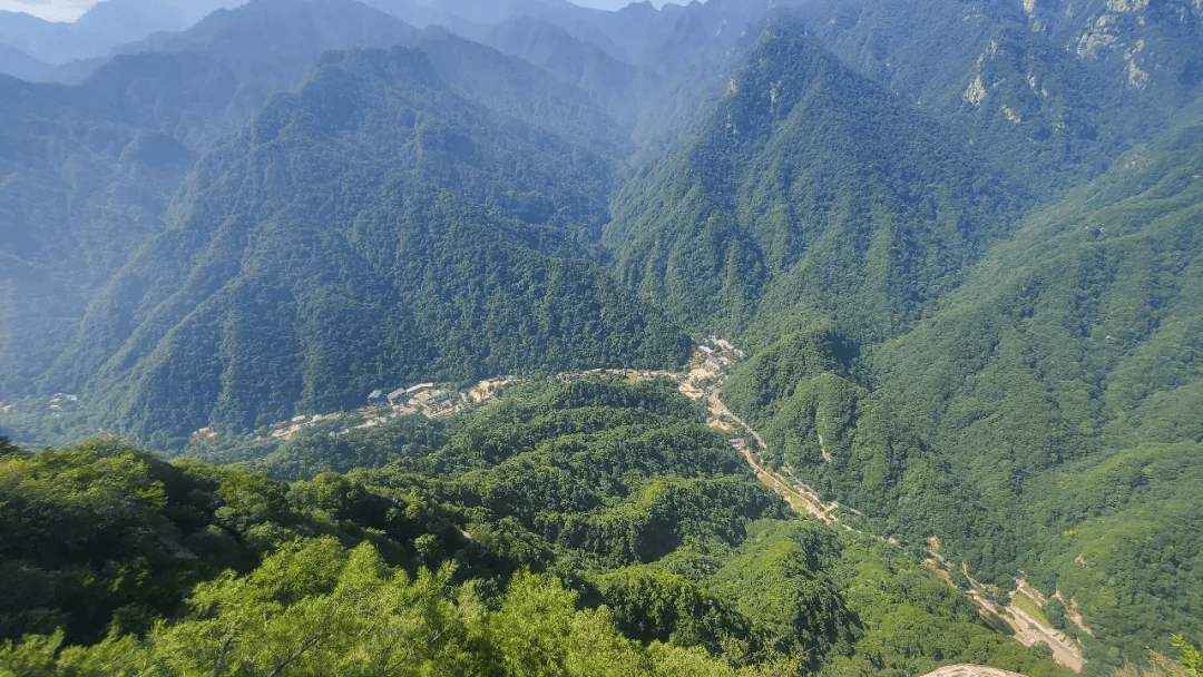 巴颜喀拉山和秦岭图片