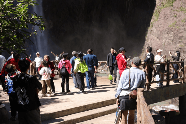 国庆“黄金周” 桂东旅游旺