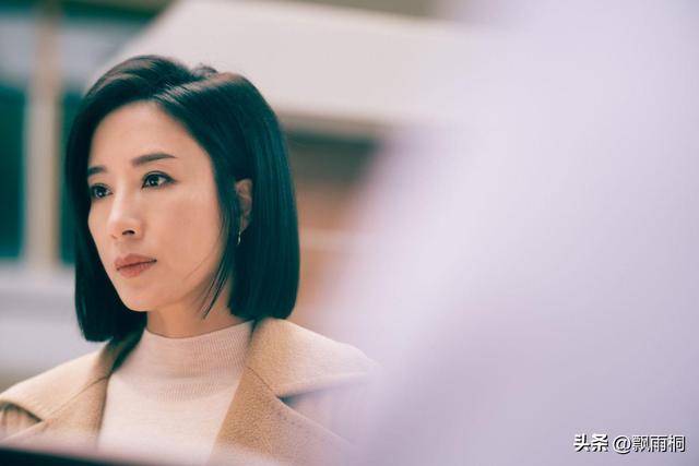 《黑色月光》：港版《黑暗荣耀》？复仇爽剧为何越快越上头_杨怡_moon_公关