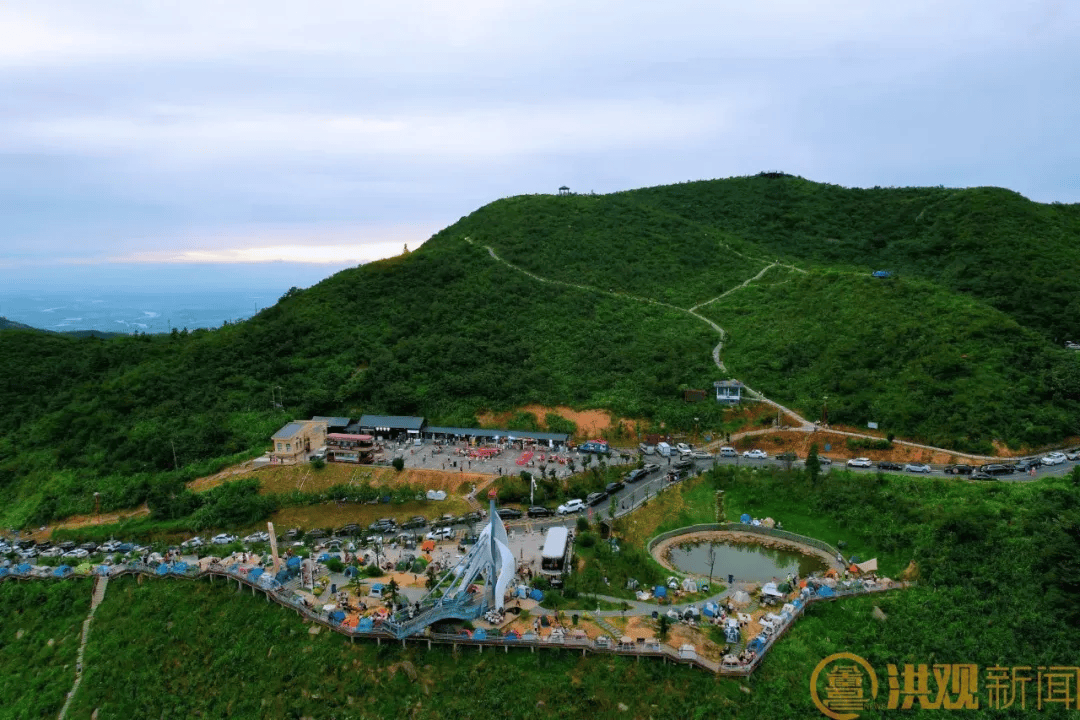 梅岭罗汉峰观景台图片