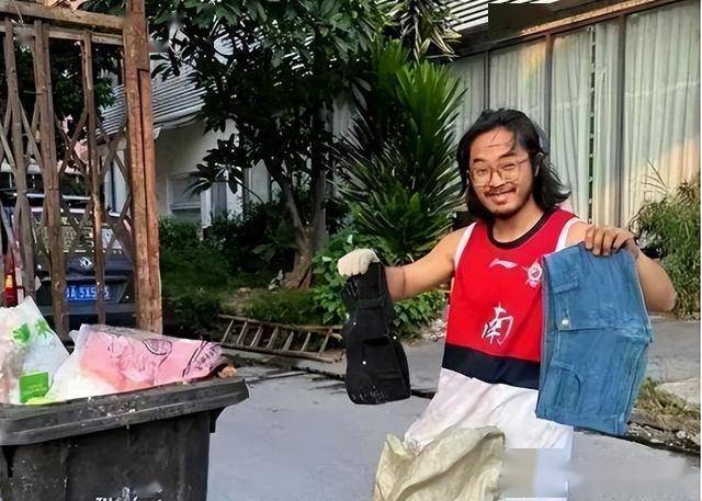 985高材生，毕业后痴迷捡垃圾，8年捡1200㎡，轻松实现财富自由-捡垃圾的高材生