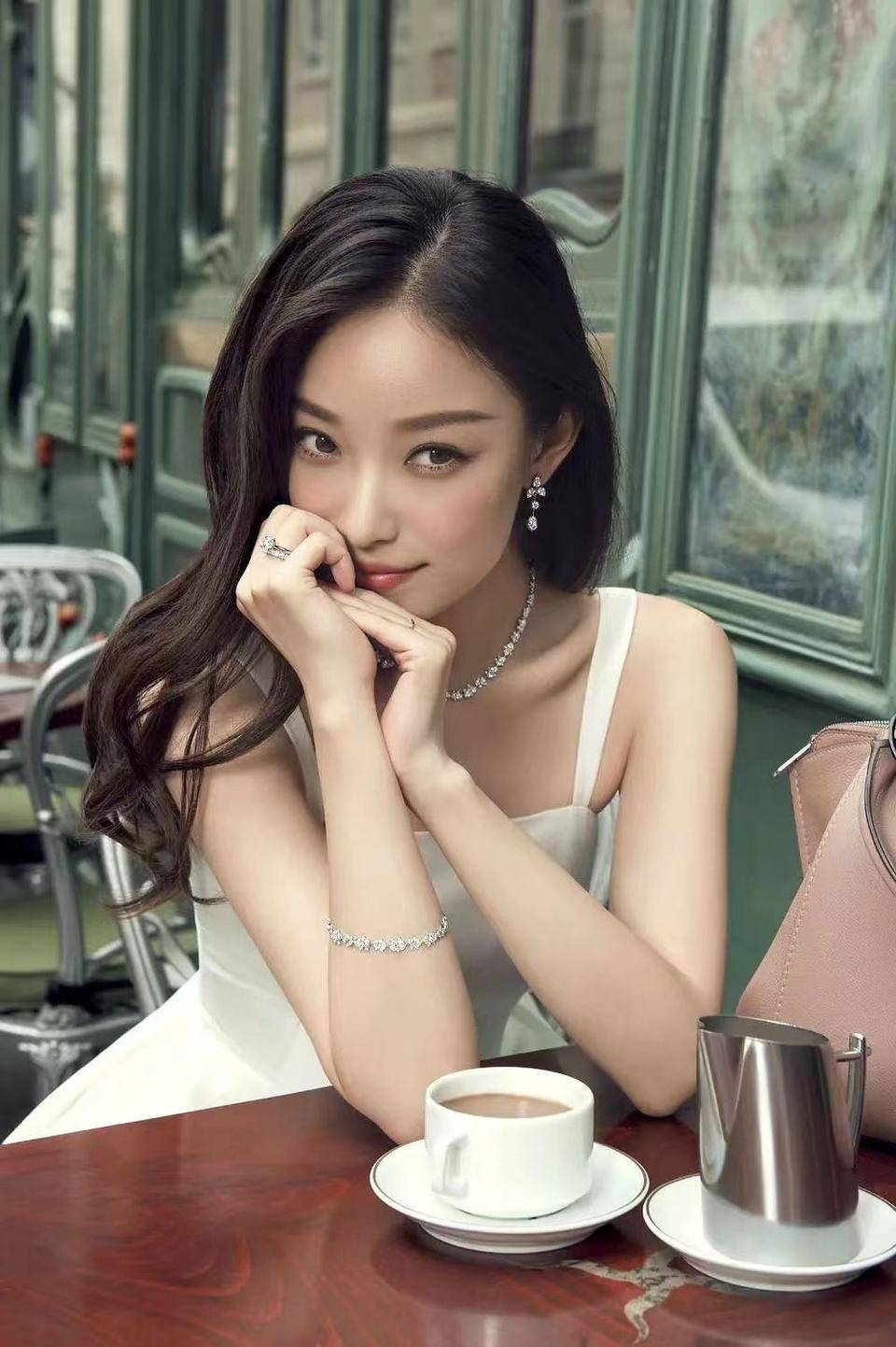 天天娱评|影视"85花"重新洗牌_赵丽颖_倪妮_唐嫣