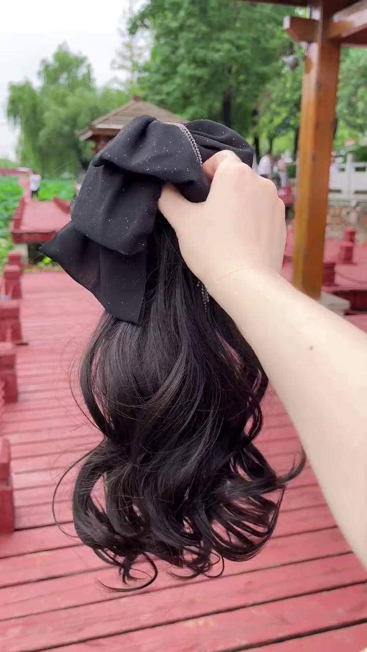 适合少发量姐妹的抓夹低马尾 ,快喊你的姐妹一起扎起来!假发提升气质