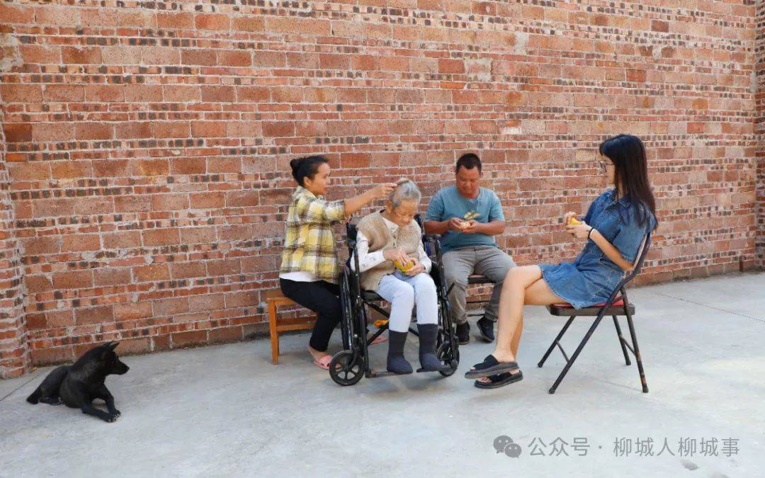 柳城这位老人104岁了……_谢亚姣_谭素梅_东泉镇