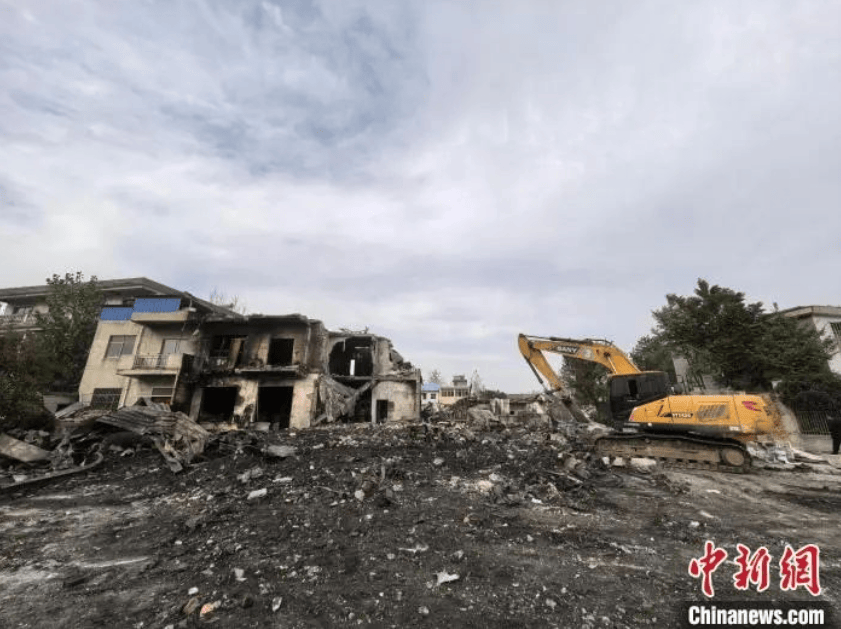 张强 摄(来源:中国新闻网,新京报,我们视频)编辑:统筹:胡莹编审:庞博