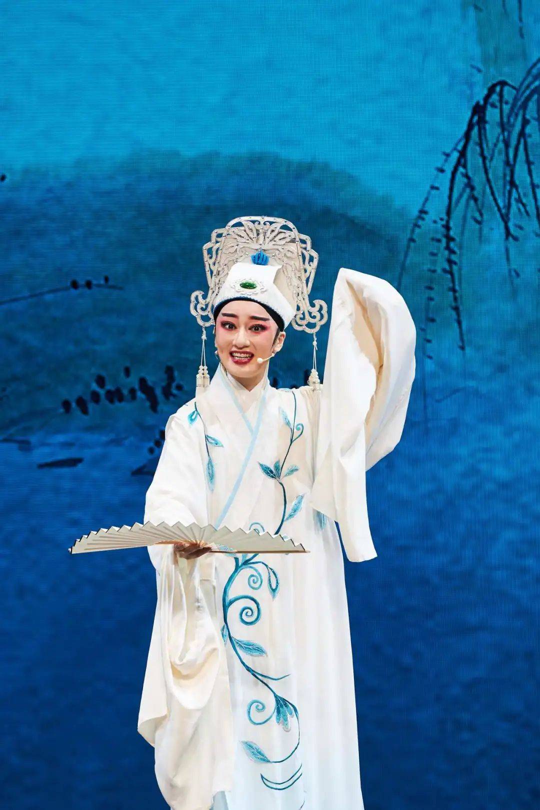 "等风来"的洪帅,归来依旧是少年