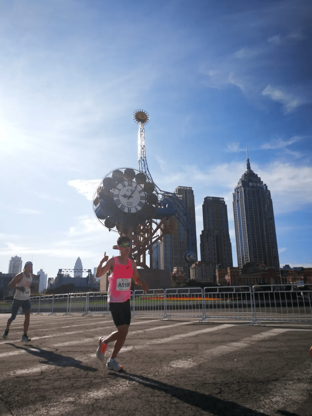 烟台天马中心广场图片