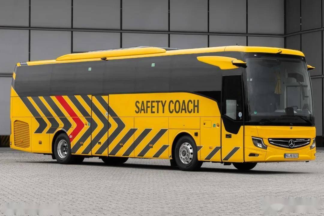 15项安全系统豪华大巴奔驰tourismosafetycoach安全豪华巴士