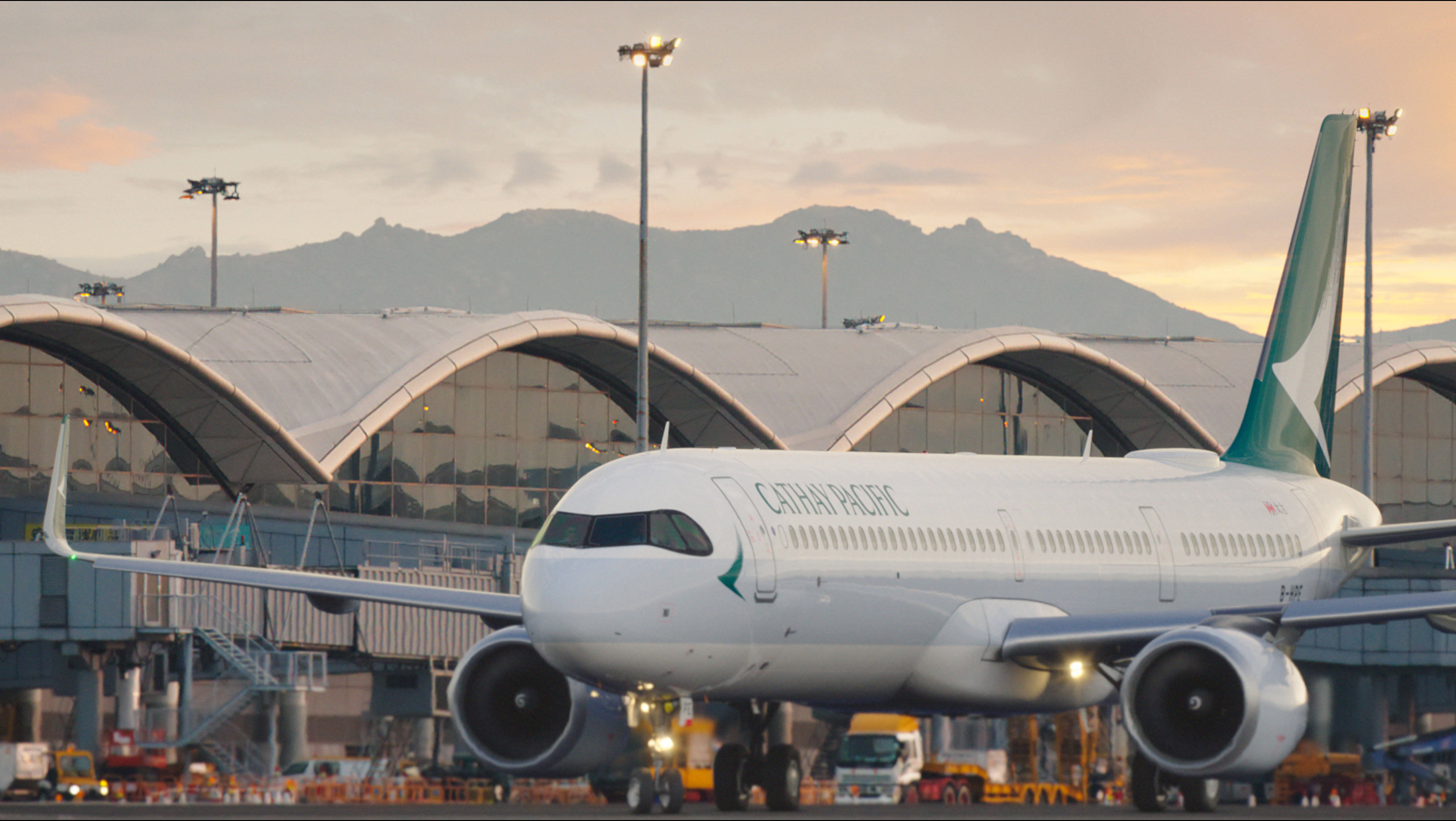 7年将投资千亿港元、订购多达150架新飞机，国泰为何如此大手笔？