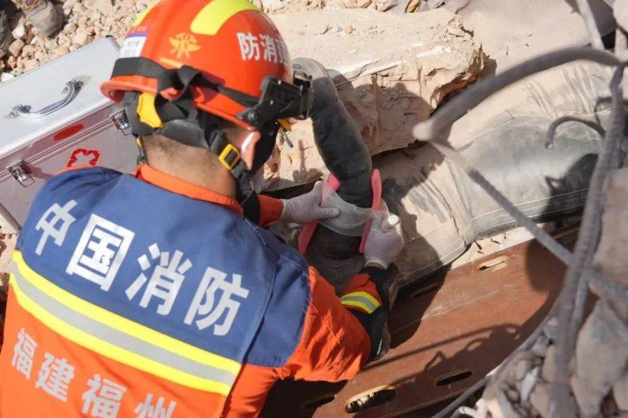 福州市消防救援支队开展2024年地震救援实战拉动演练