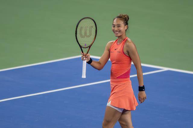 WTA500东京站：郑钦文轻取内岛萌夏晋级八强