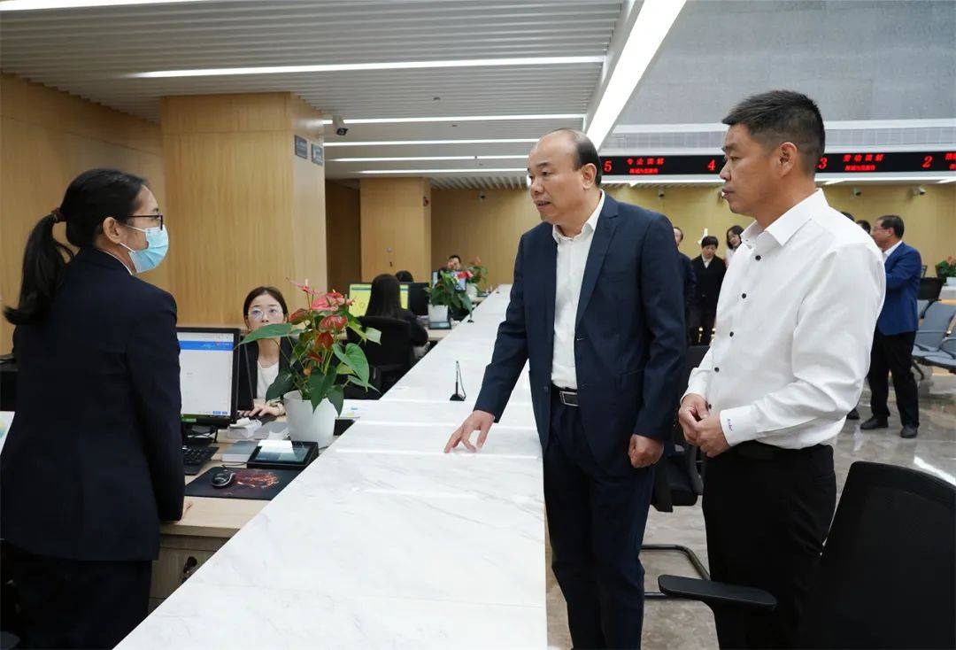 王建波:打好组合拳赋能基层社会治理 为"双一流双示范"建设凝聚共建共