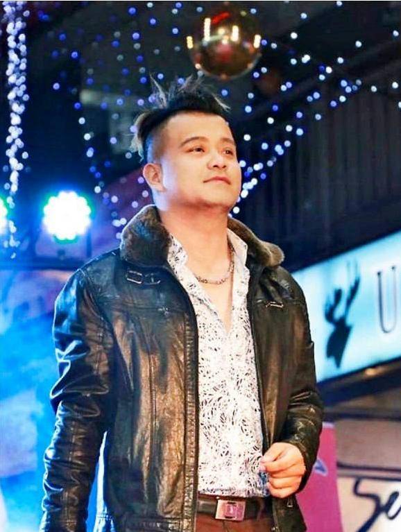 台湾一歌手赴泰国购物失联疑遭电诈团体控制,友人:他求救称业绩不好要被电击 台湾一歌手赴泰国购物失联疑遭电诈团体控制,友人:他求救称业绩不好要被电击