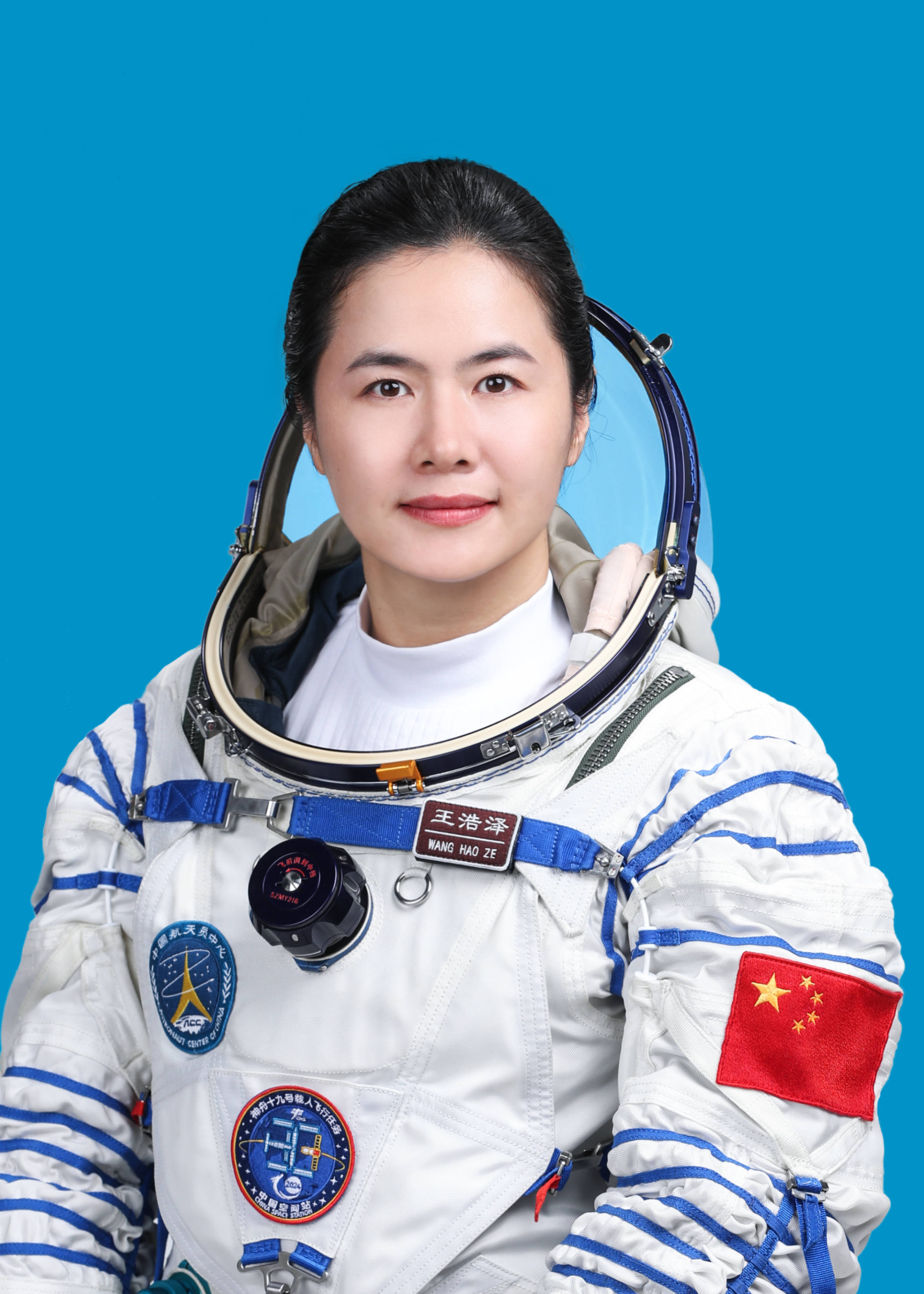 鸢飞戾天 神十九航天员王浩泽：中国首位女航天飞行工程师_搜狐网