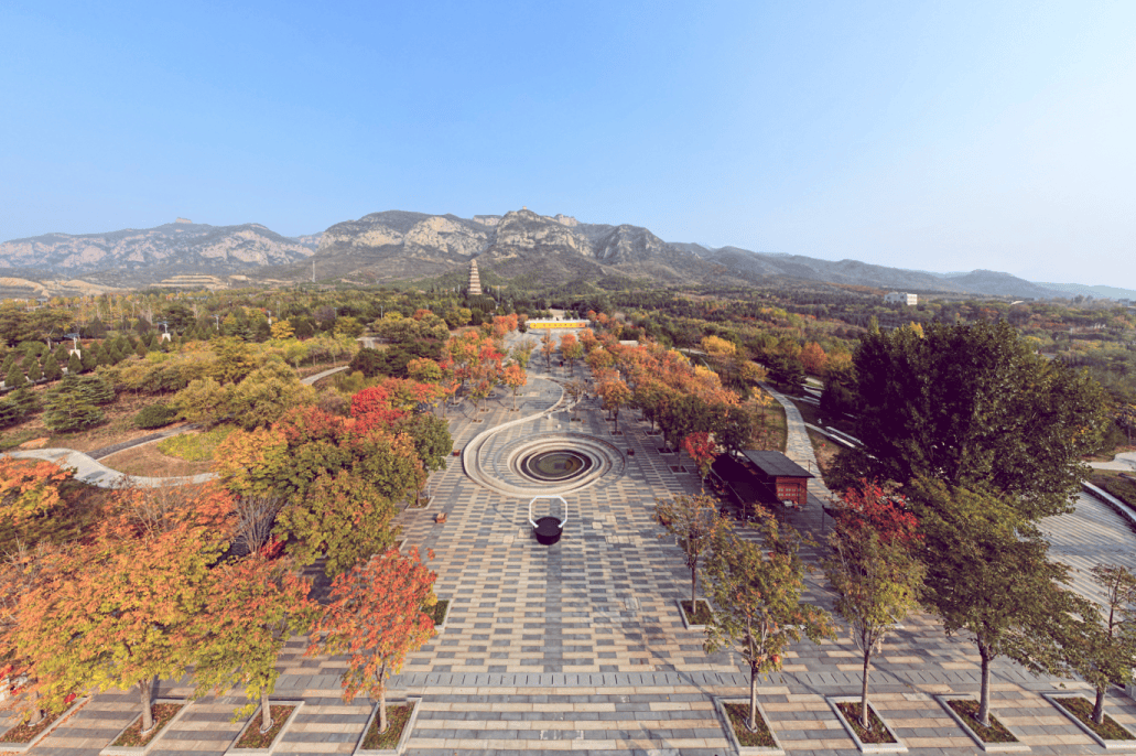 风景美如画!响堂山邀您云赏晚秋之美