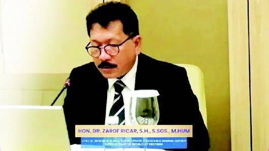 搜出51公斤黄金 印尼抓捕万亿巨贪_洛夫_罗纳德·坦努尔_最高法院