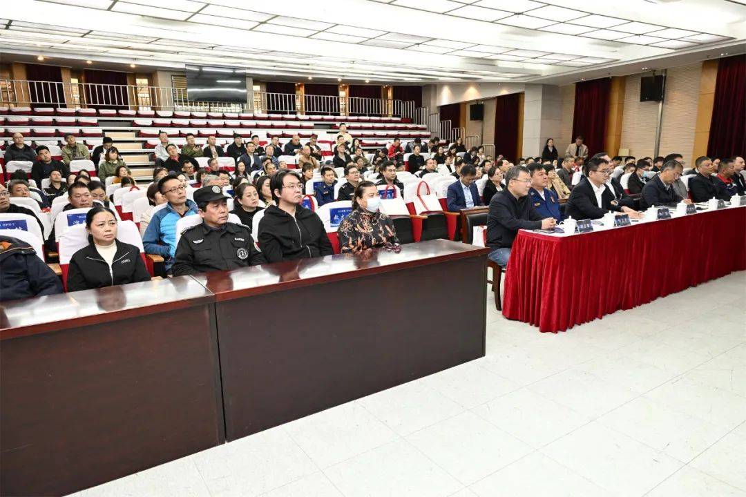 近日,"彭安有我 守护同行"彭浦新村街道安全生产和消防安全综合提升