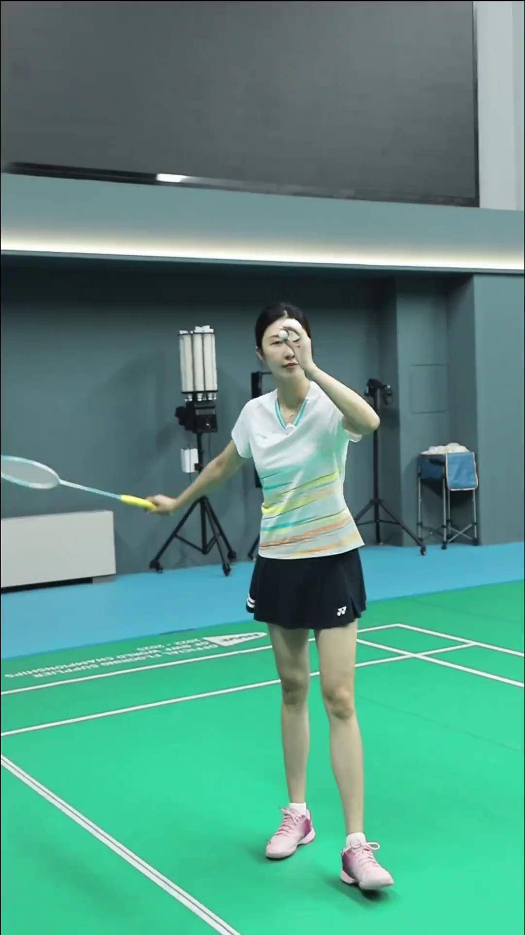 看这一条就够了羽毛球 一起打羽毛球 羽毛球教学发球