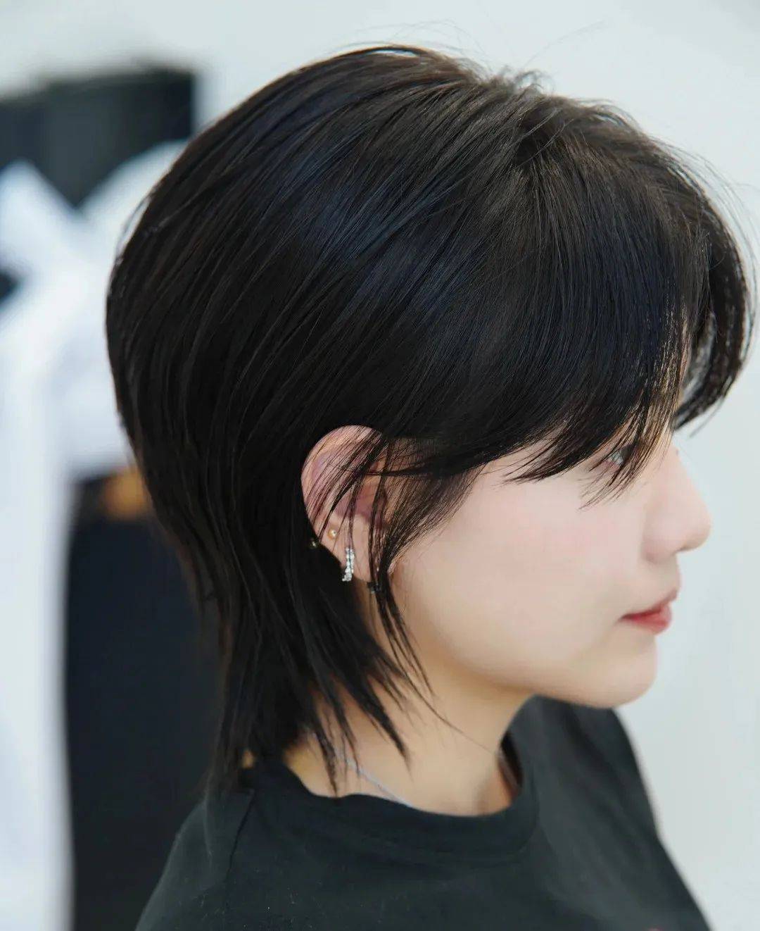 松弛感短发清新时尚显脸小可甜可盐显气质