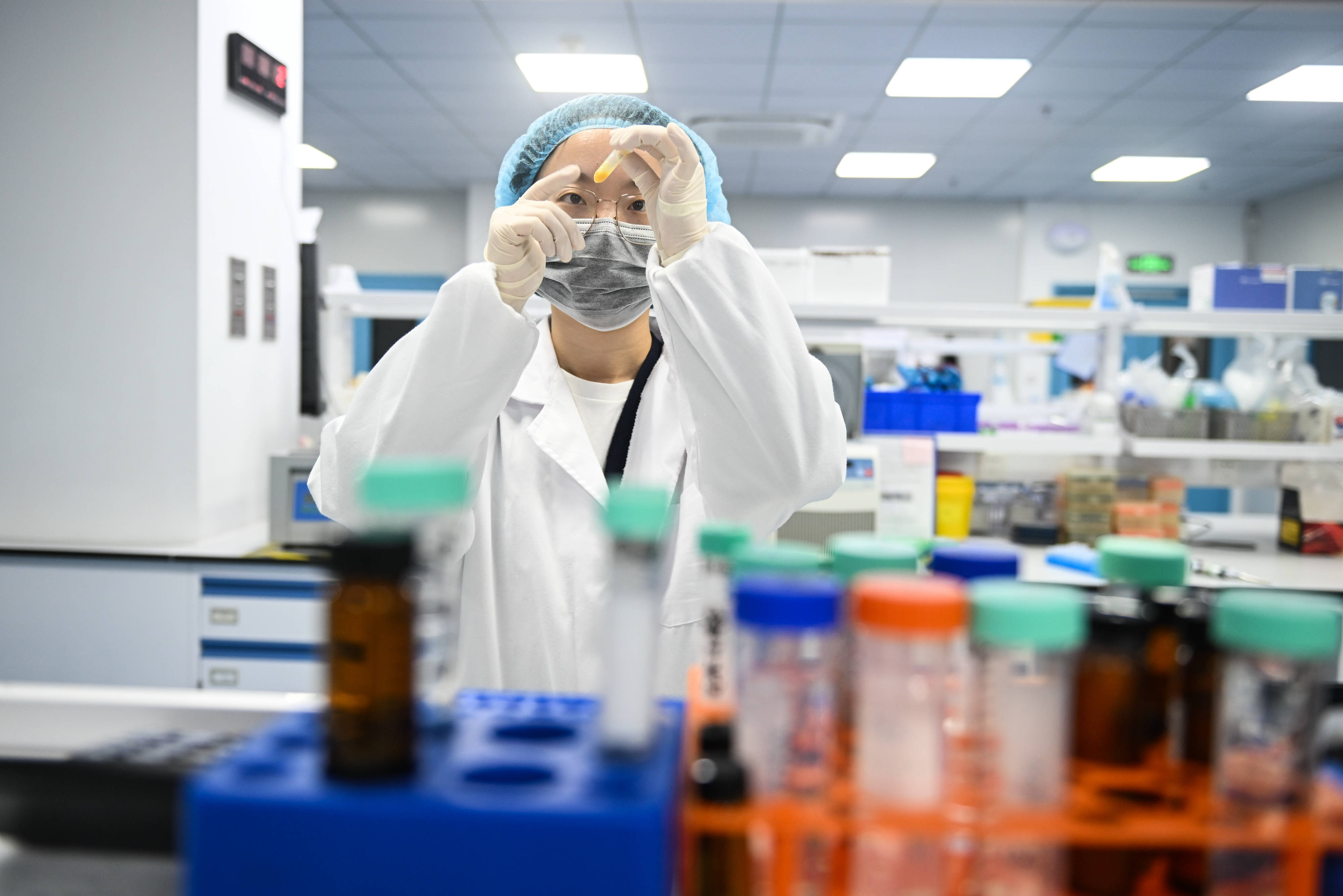聚焦生物药研发：开启医药创新新时代