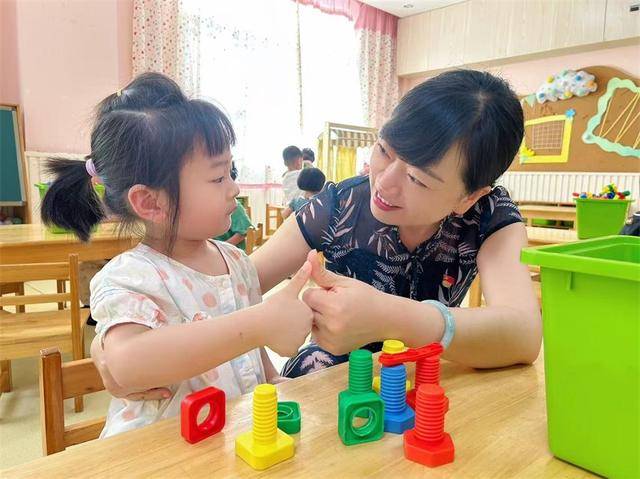 合肥市双岗幼儿园党支部书记、园长余冬梅入选2023年度合肥市领军人才计划