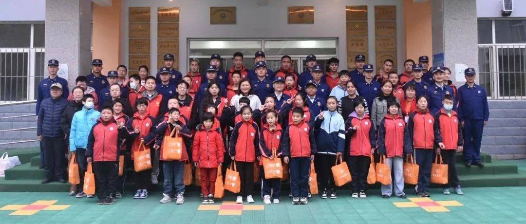 定西市安定区消防救援大队联合团区委开展消防车进特殊学校暨“温暖向阳·助梦飞翔”志愿服务活动