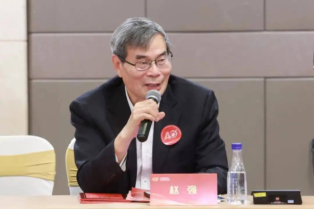 中纺院原院长赵强代表编委会顾问在发言时向所有编委和业界同仁表达了