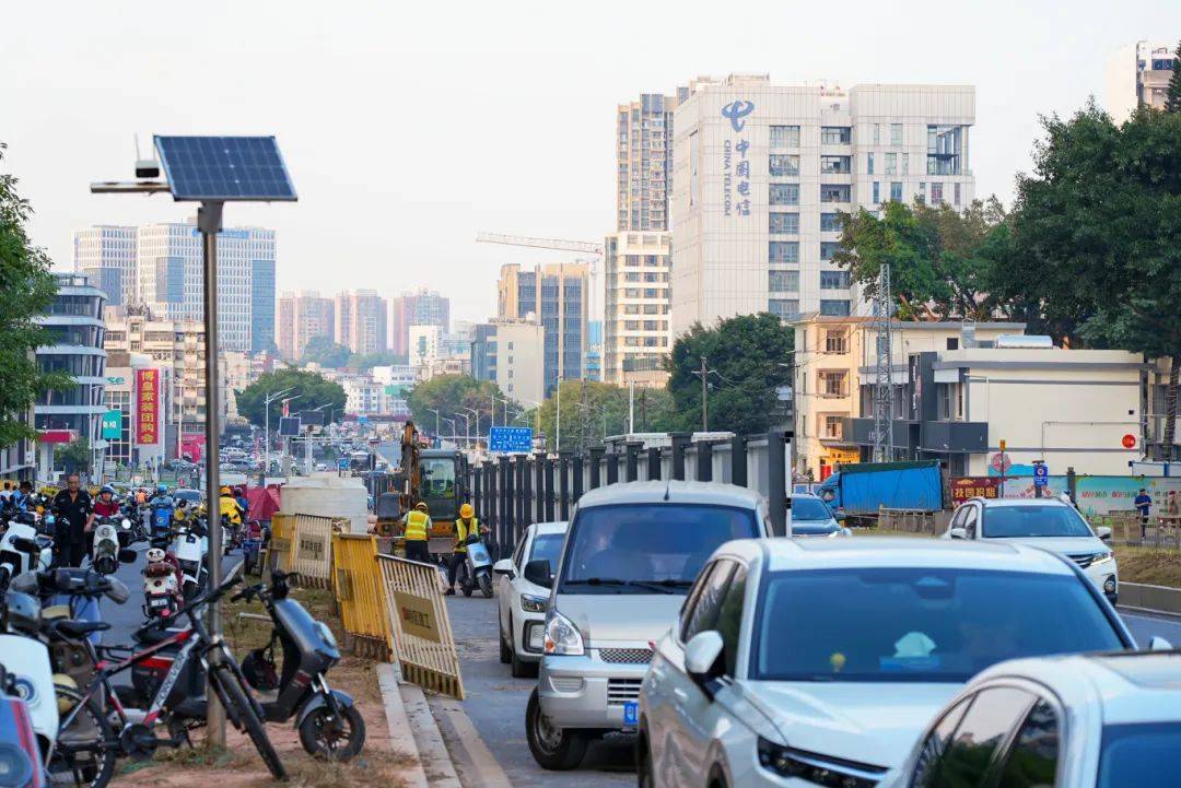 3年沒修好！深圳重要道路引吐槽，官方回應(yīng)