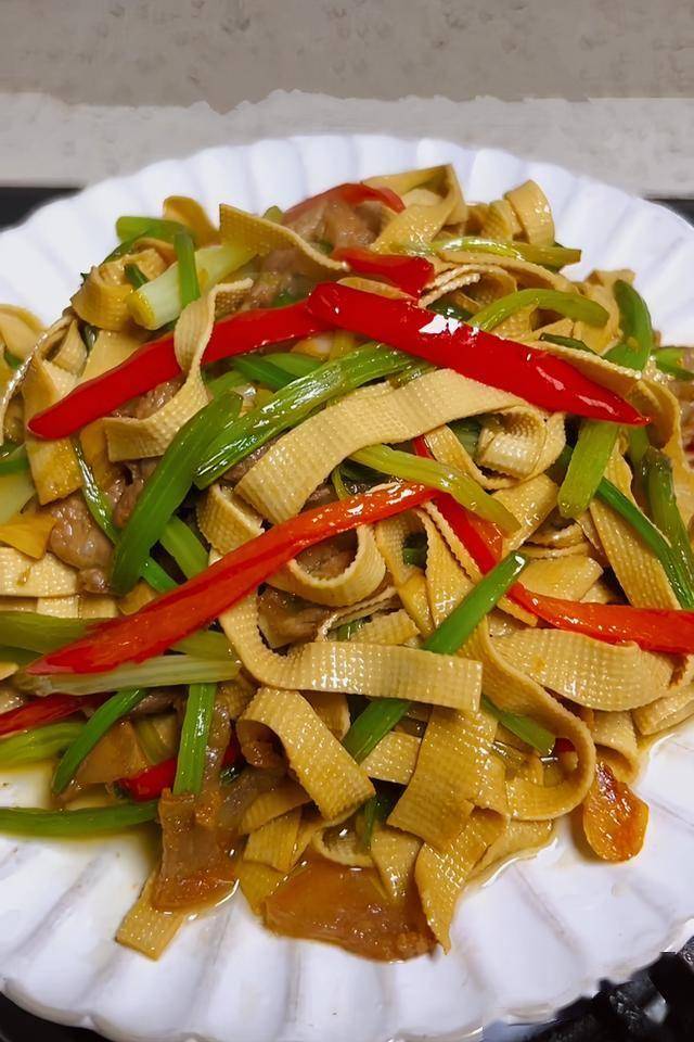 这样炒的千张一点也不硬!超级入味好吃!