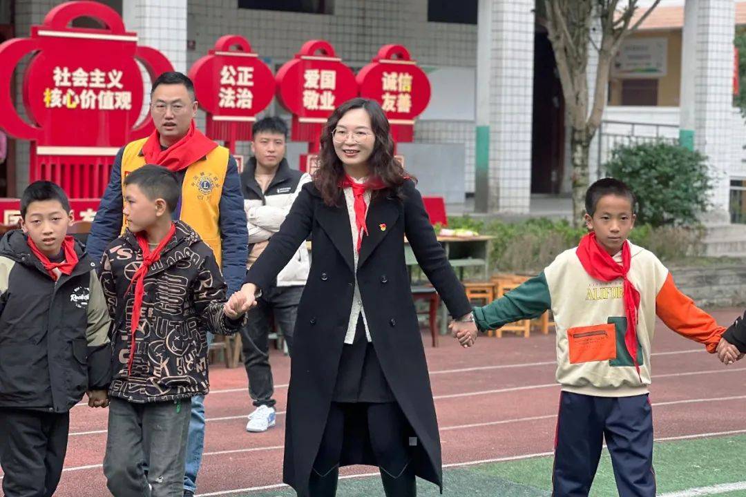 平潭县私立成龙学校图片