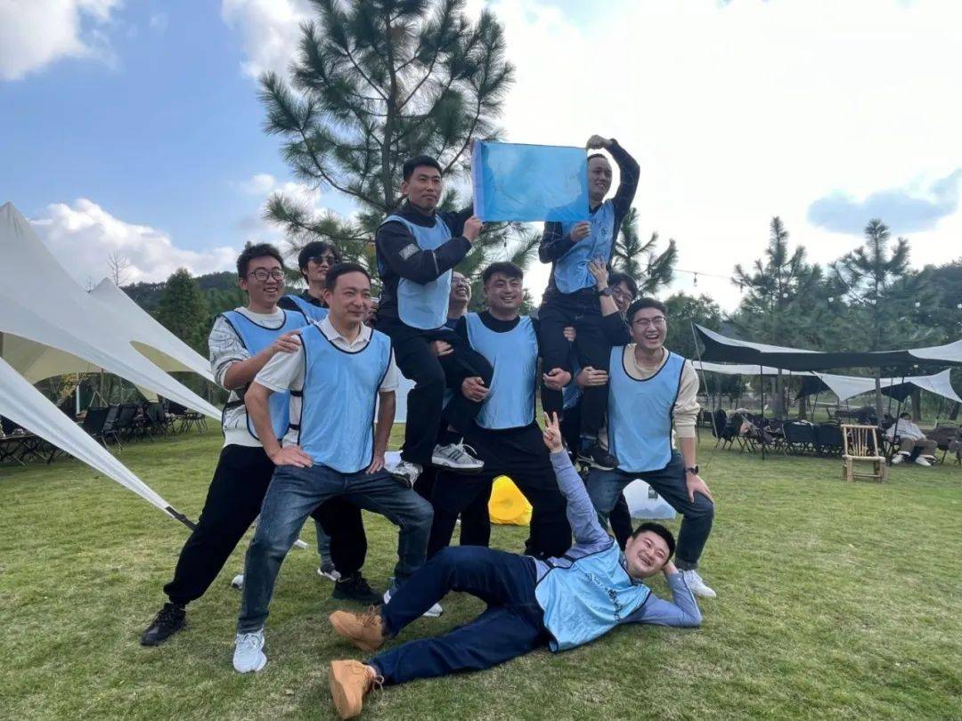 携手共聚湖心岛,"核心"协力乐无边