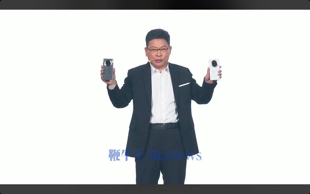 华为Mate 70系列手机正式亮相