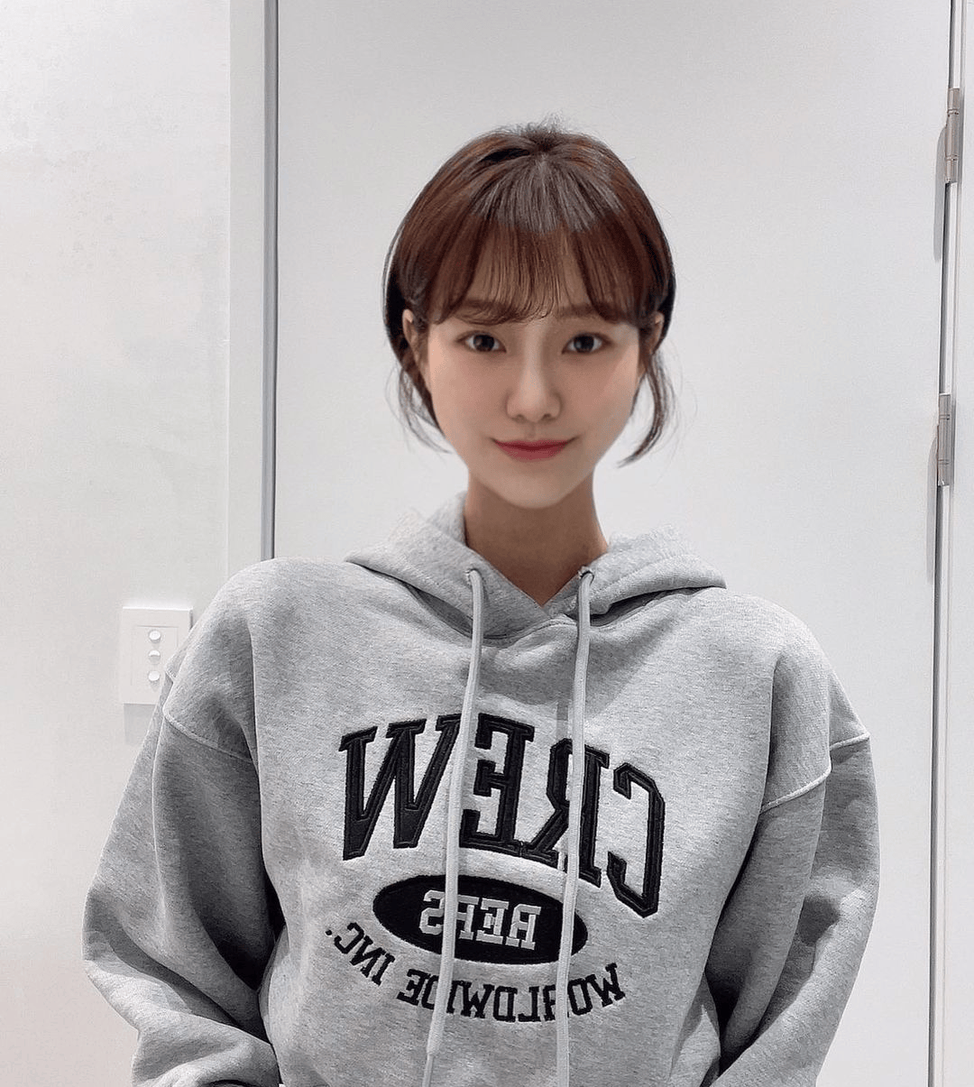 运动女生的短发