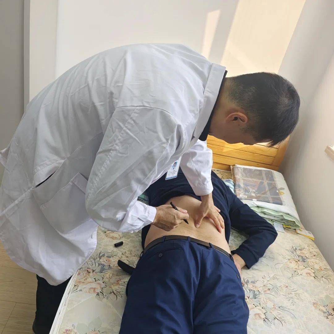 海慈医疗北院区开展健康义诊进机关活动