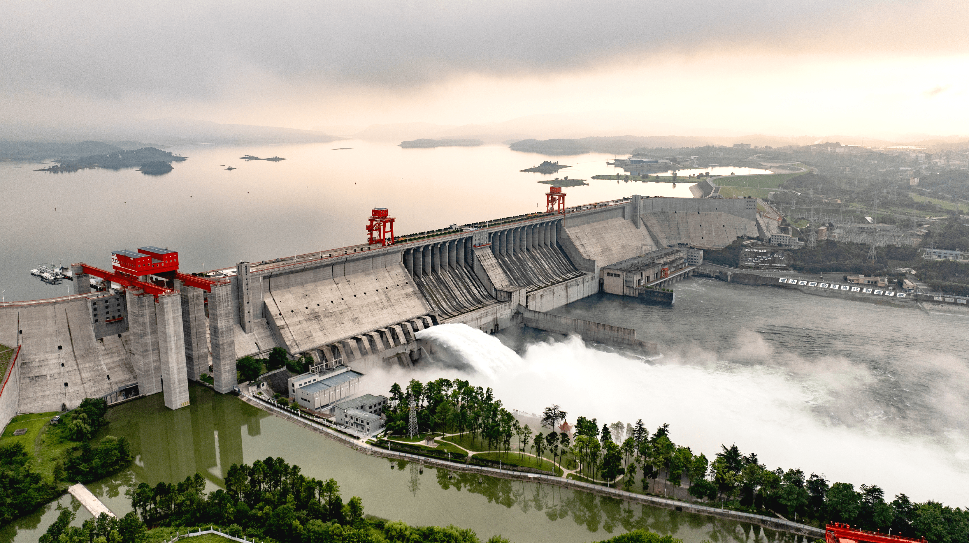 这是件和"上天"并列的大事!