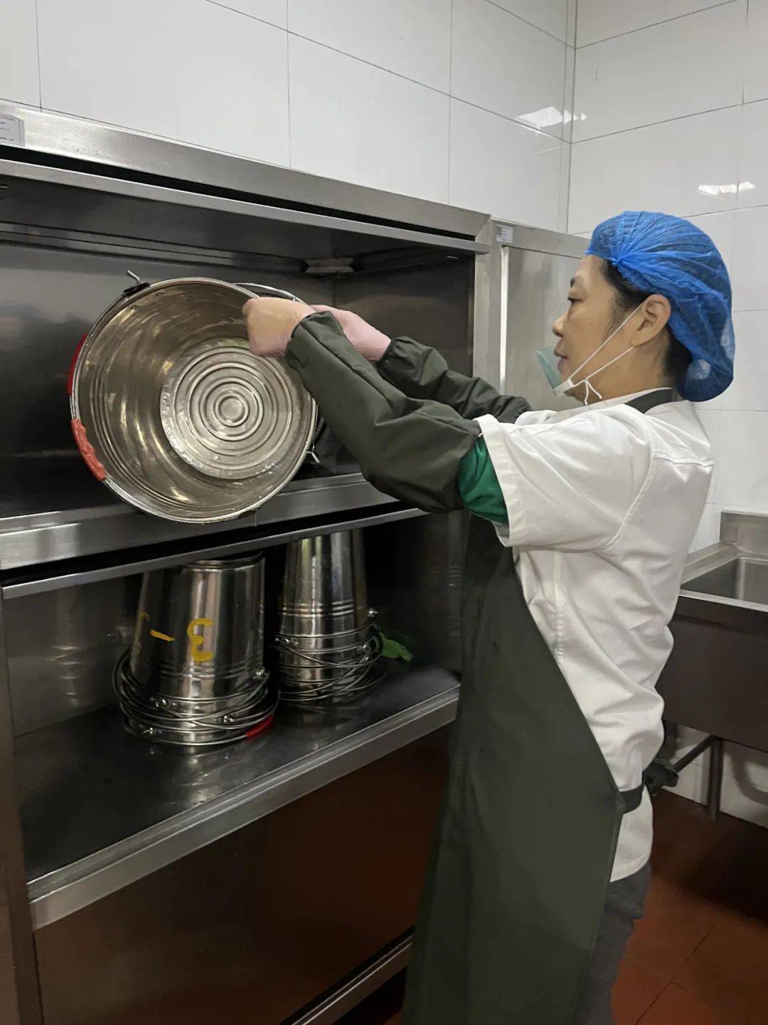 厨房阿姨岗位叫什么