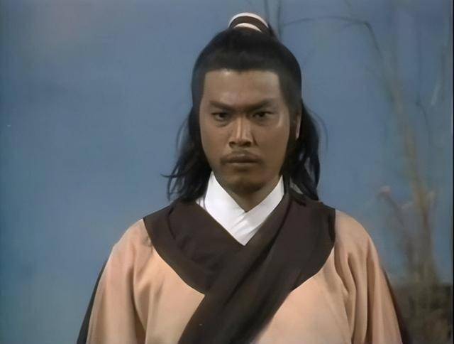 吴孟达病逝两年后,再看妻子侯珊燕的选择,才知道达叔有多聪明