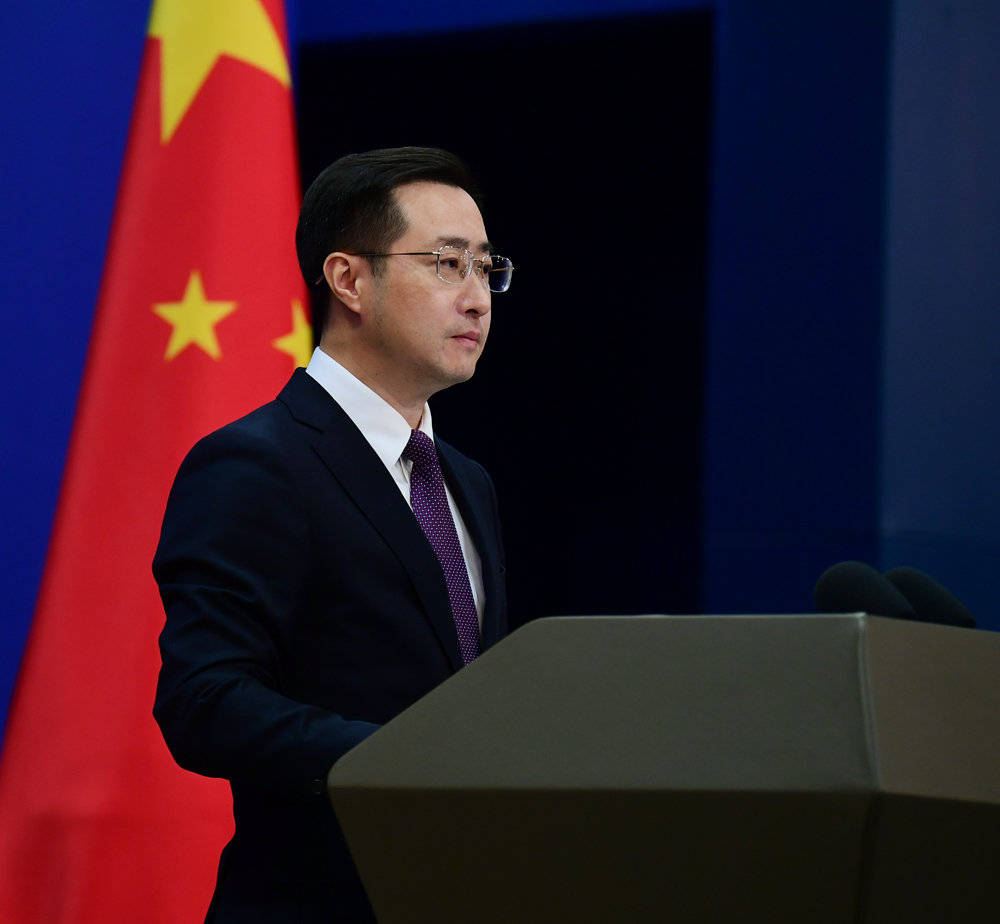 林剑:为塔克拉玛干沙漠绿色阻沙防护带锁边“合龙”点赞_荒漠化_防治_中国