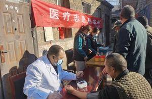 鹤壁市鹤山区：健康义诊下基层 志愿服务暖民心