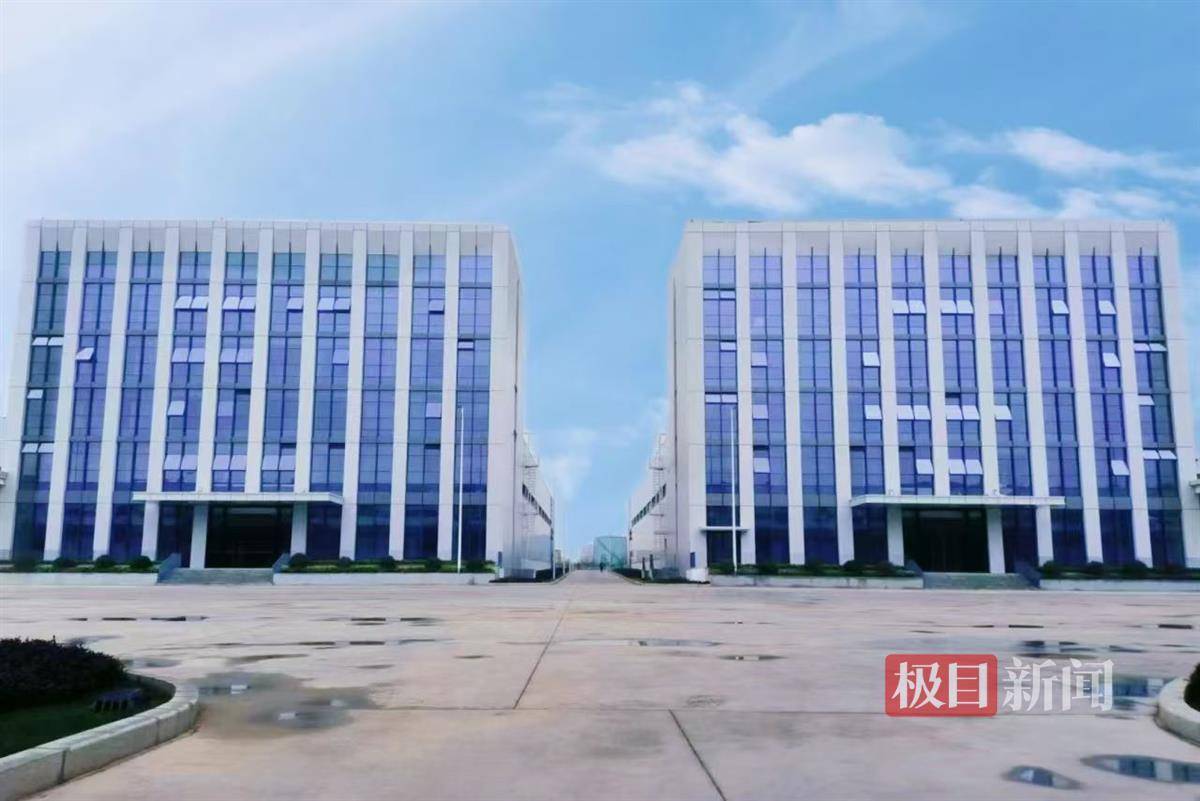 11年建筑生涯,“志愿书记”情暖工地一线