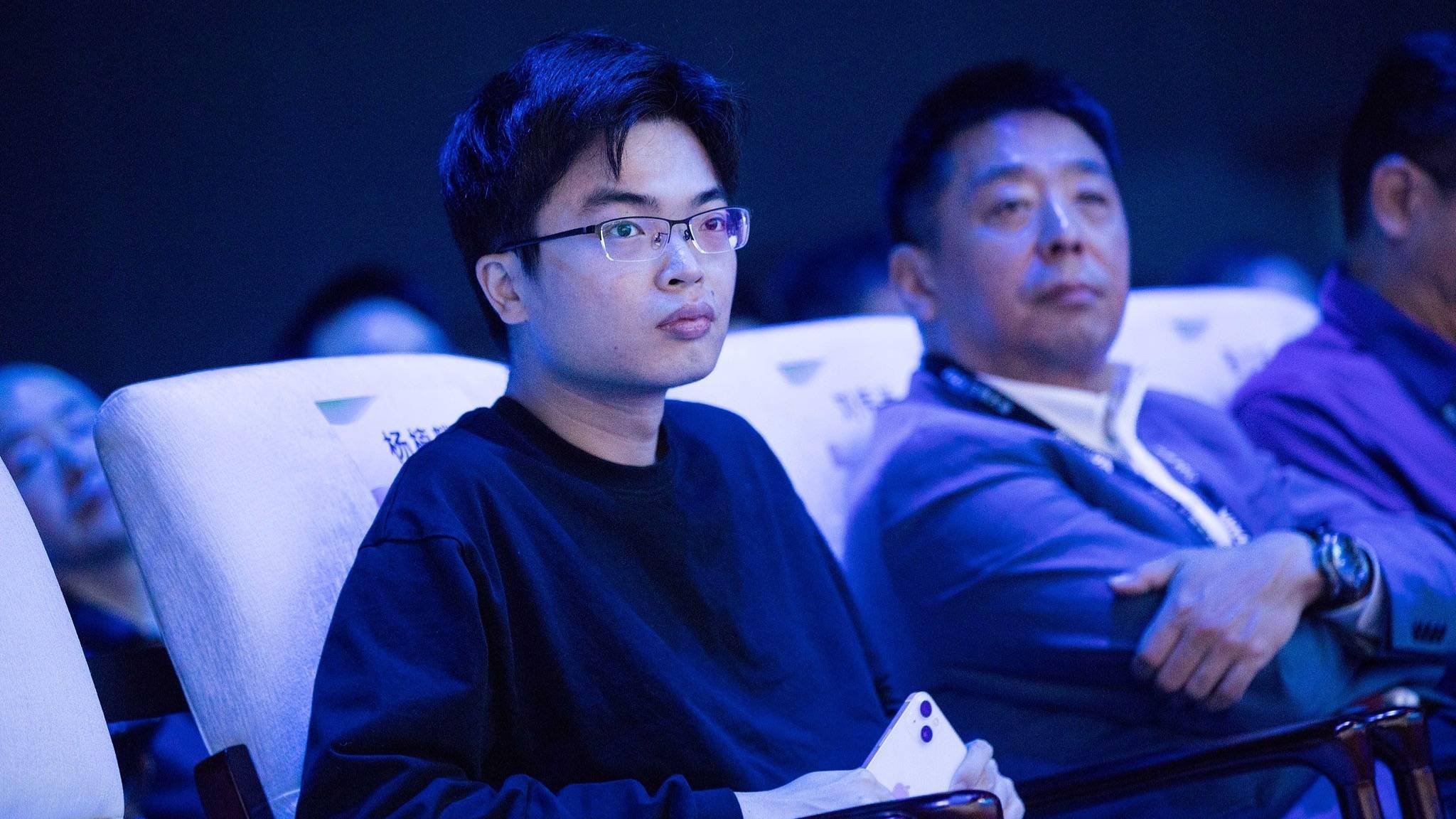 奥特曼，杨植麟的理想型？_张予彤_OpenAI_技术