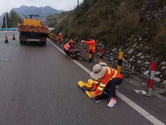 和田公路工程：现代交通与地方经济发展的桥梁