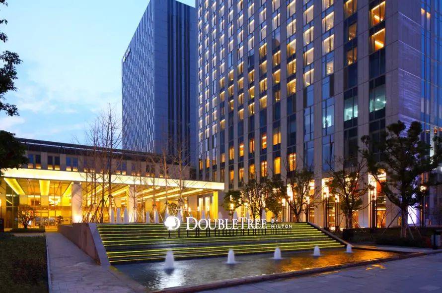 这份高品质商旅酒店榜单将成为您2025宝博体育app商务出行的理想选择(图86)